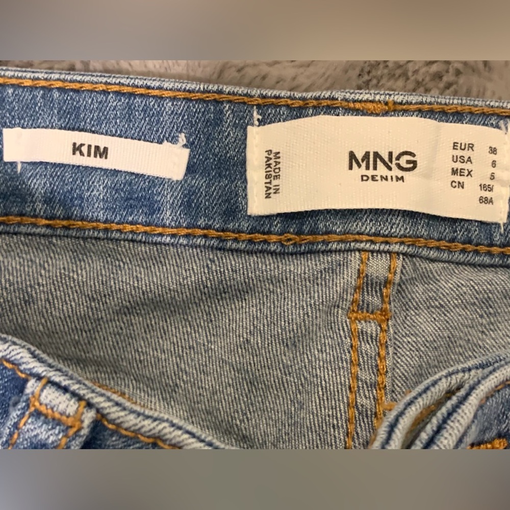MNG/Mango โKimโ Jeans โข Size 6 โข EUC - Picture 4 of 15